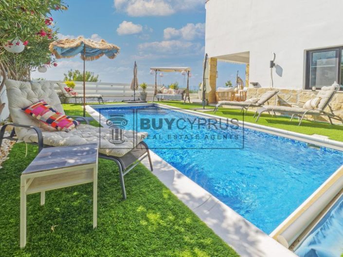 Image No.7-4 Bed Villa for sale