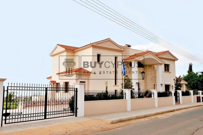 Image No.2-7 Bed Villa for sale