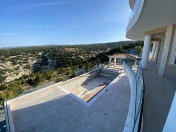 Detached Villa For Sale  in  St.George - Sea Caves