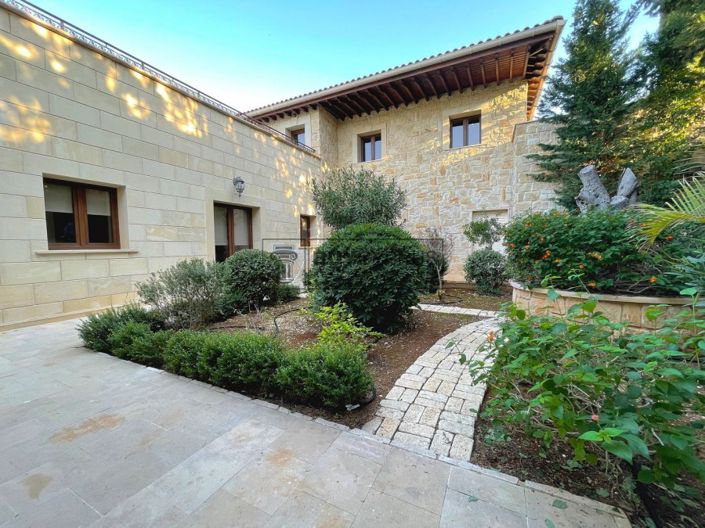 Image No.3-Villa de 5 chambres à vendre à Aphrodite Hills