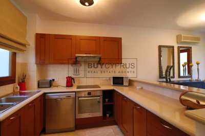Town House For Sale  in  Aphrodite Hills