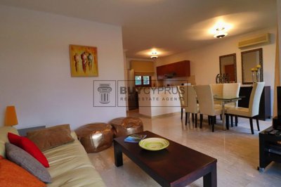 Town House For Sale  in  Aphrodite Hills