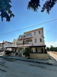 Apartment For Sale  in  Anavargos