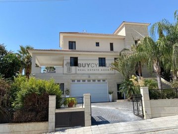 Detached Villa For Sale  in  Palodeia