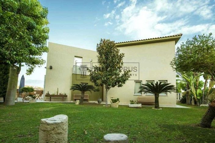 Image No.24-5 Bed Villa for sale