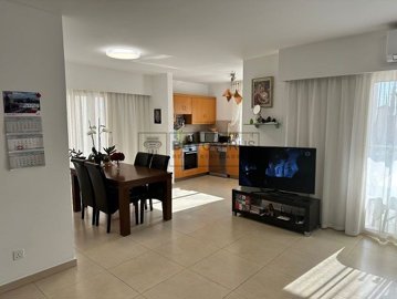 Apartment For Sale  in  Universal