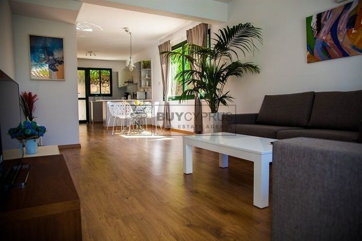 Image No.28-29 Bed Commercial for sale