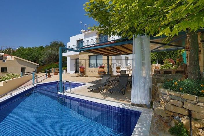 Image No.58-29 Bed Commercial for sale