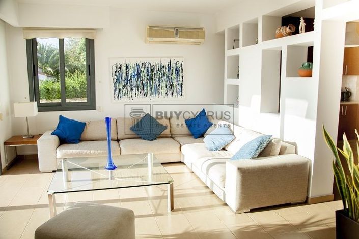 Image No.6-29 Bed Commercial for sale