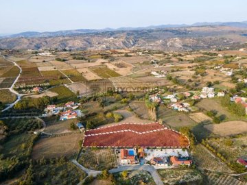 Residential Land  For Sale  in  Polemi