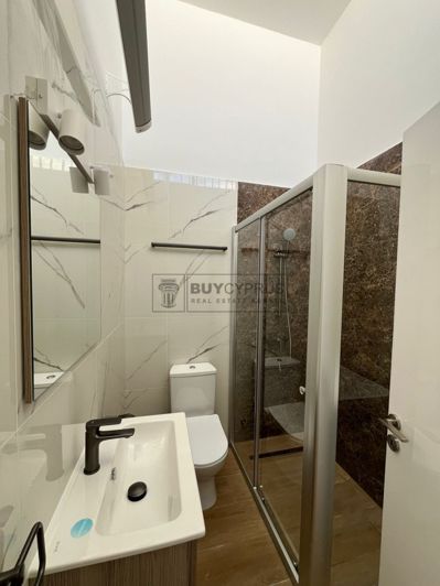 Image No.17-2 Bed Townhouse for sale