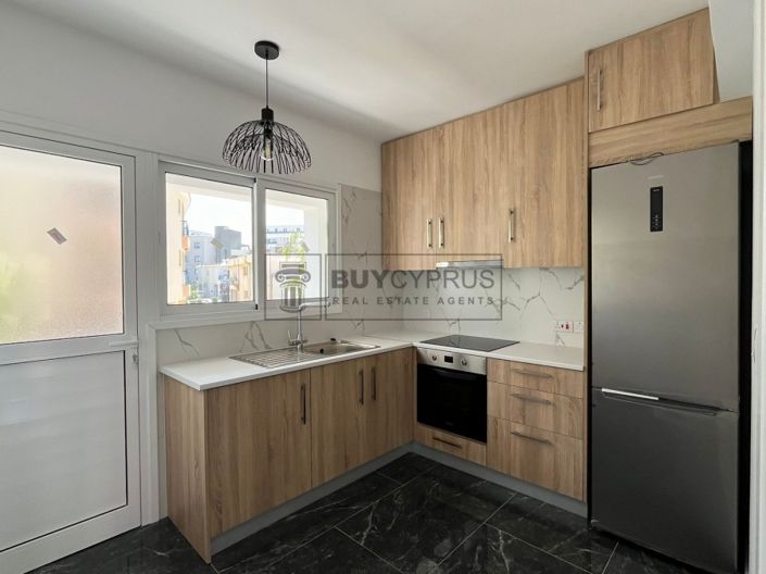 Image No.4-2 Bed Townhouse for sale