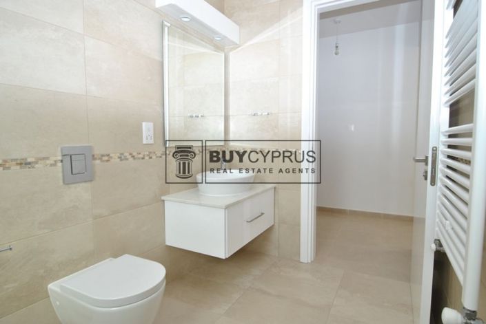 Image No.23-3 Bed Villa for sale