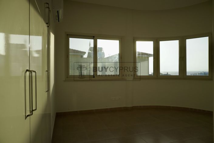 Image No.45-3 Bed Villa for sale