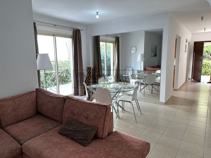 Image No.6-Maison de ville de 3 chambres à vendre à Universal