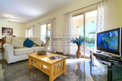 Detached Villa For Sale  in  Sea Caves