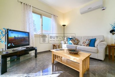 Detached Villa For Sale  in  Sea Caves