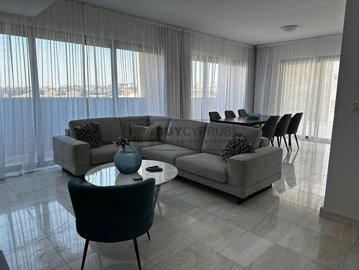 Penthouse For Sale  in  Universal