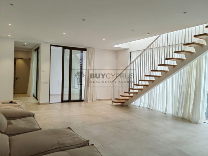 Image No.16-Villa de 5 chambres à vendre à Peyia