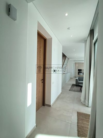 Image No.48-Villa de 5 chambres à vendre à Peyia