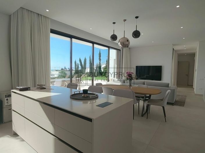 Image No.7-Villa de 5 chambres à vendre à Peyia