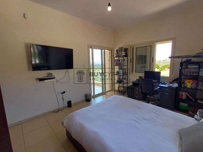 Image No.37-8 Bed Villa for sale