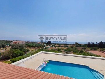 Detached Villa For Sale  in  St.George - Sea Caves