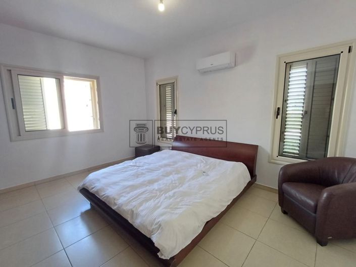 Image No.47-8 Bed Villa for sale