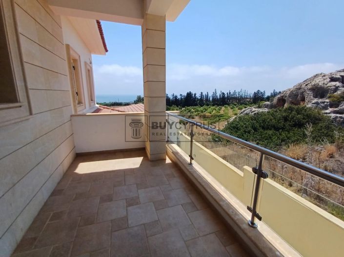 Image No.49-8 Bed Villa for sale