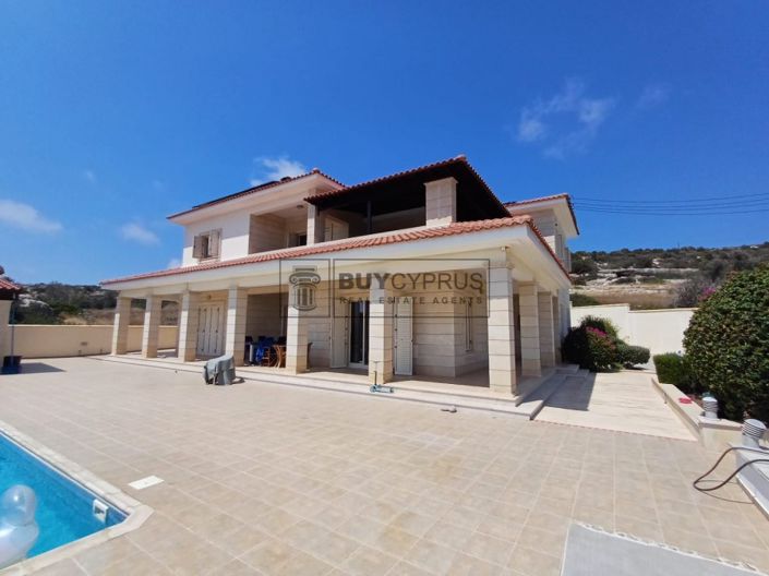 Image No.57-8 Bed Villa for sale