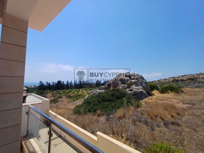 Image No.66-8 Bed Villa for sale