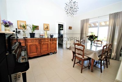 Detached Villa For Sale  in  Kamares - Tala