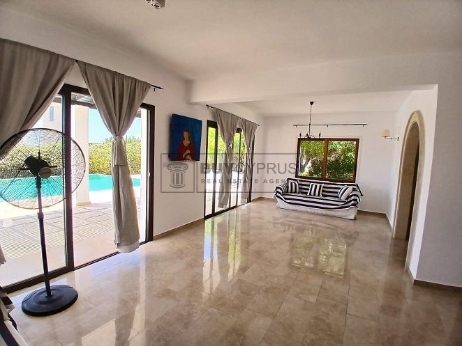 Image No.6-3 Bed Villa for sale