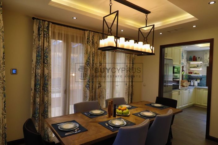 Image No.12-Villa de 5 chambres à vendre à Aphrodite Hills