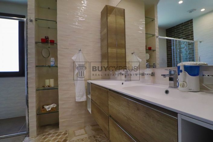 Image No.22-Villa de 5 chambres à vendre à Aphrodite Hills