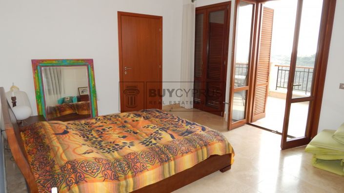 Image No.38-5 Bed Villa for sale