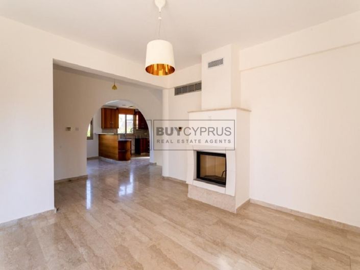 Image No.8-3 Bed Villa for sale