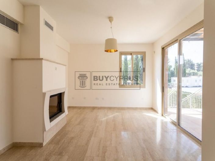 Image No.9-3 Bed Villa for sale