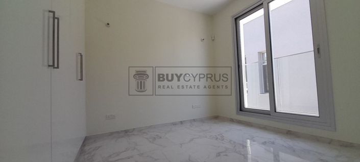 Image No.19-3 Bed Villa for sale