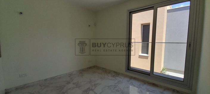 Image No.21-3 Bed Villa for sale