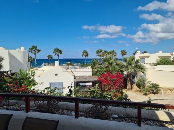 Image No.1-6 Bed Villa for sale