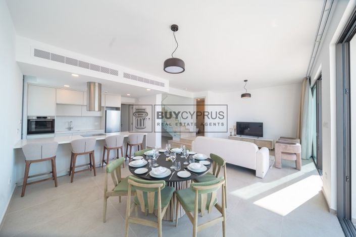 Image No.12-3 Bed Villa for sale