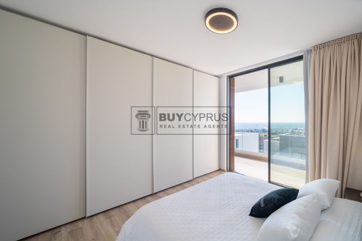 Image No.42-3 Bed Villa for sale