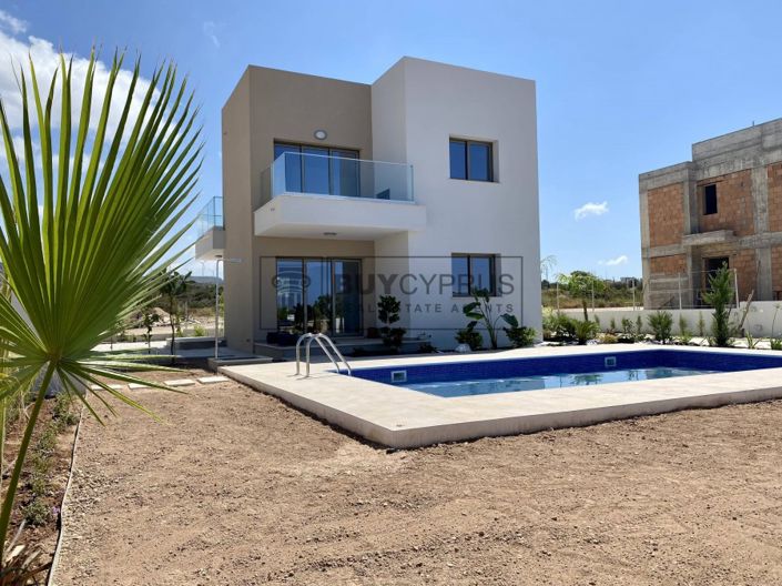 Image No.5-2 Bed Villa for sale