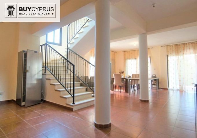 Image No.6-Villa de 4 chambres à vendre à Lachi