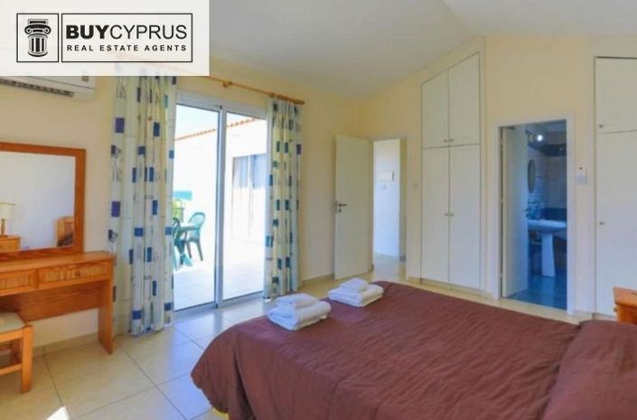 Image No.11-3 Bed Villa for sale