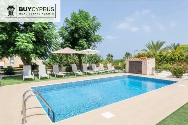 Image No.3-Villa de 4 chambres à vendre à Lachi