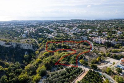 Residential Land  For Sale  in  Peyia