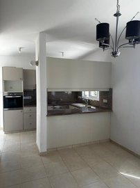 IMG-973-973-7