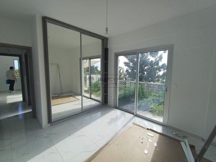 Image No.15-2 Bed Apartment for sale